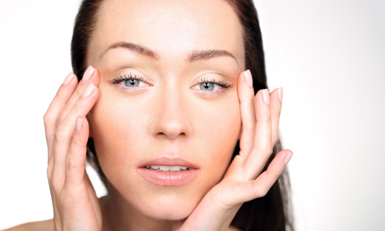 How Long is Recovery From an Eyelid Lift?